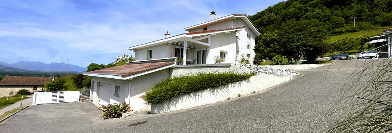 Maison 7 Pièces 143 m² à vendre à La Pierre (38570)