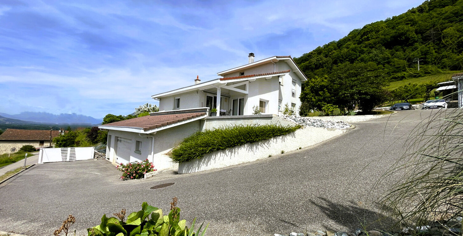 Maison individuelle + grand garage — photo 1