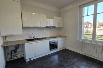 Appartement 3 pièces 610 €