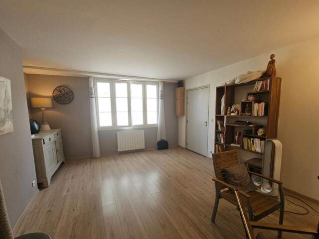 Appartement À Louer — photo du bien