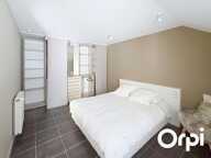T2 LUMINEUX AVEC BALCON ET ASCENSEUR - A LOUER — photo 3