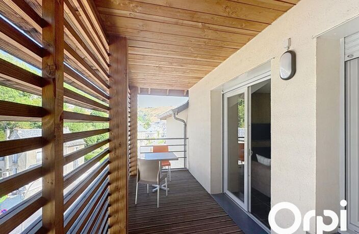 T2 LUMINEUX AVEC BALCON ET ASCENSEUR - A LOUER — photo 5