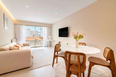 Appartement 2 pièces 2500 €