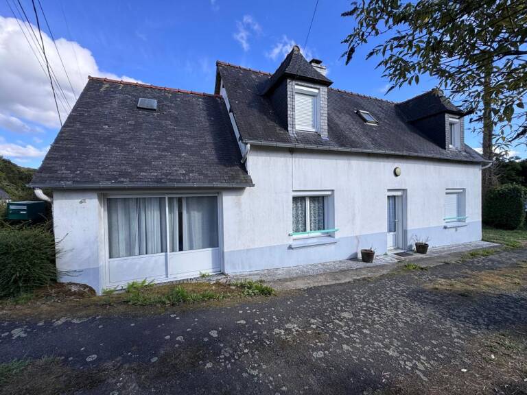   À VENDRE – Jolie maison 4 pièces de 80 m² à Maël-Carhaix — photo 1