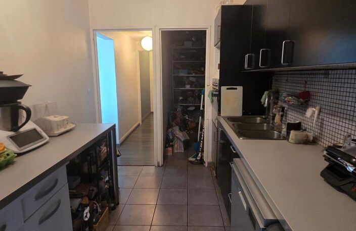 Appartement T5 avec suite parentale dans résidence sécurisée avec piscine et vue imprenable — photo 3