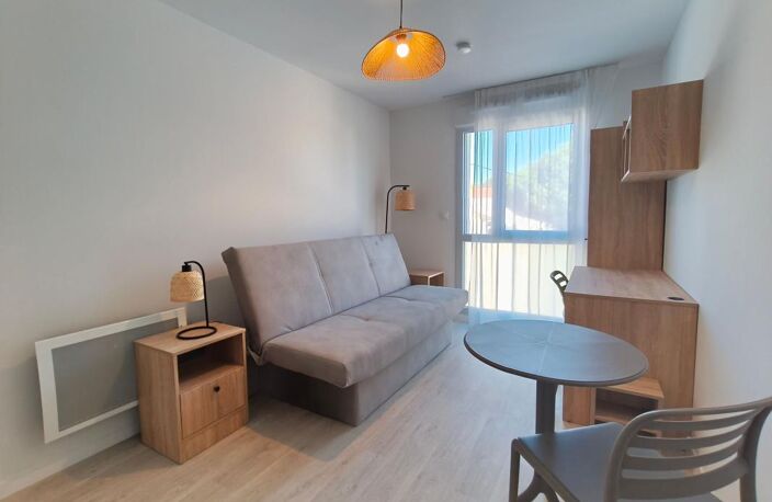 Studio neuf tout équipé - quartier universitaire La Rochelle — photo 2