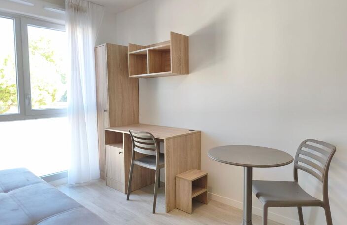 Studio neuf tout équipé - quartier universitaire La Rochelle — photo 5