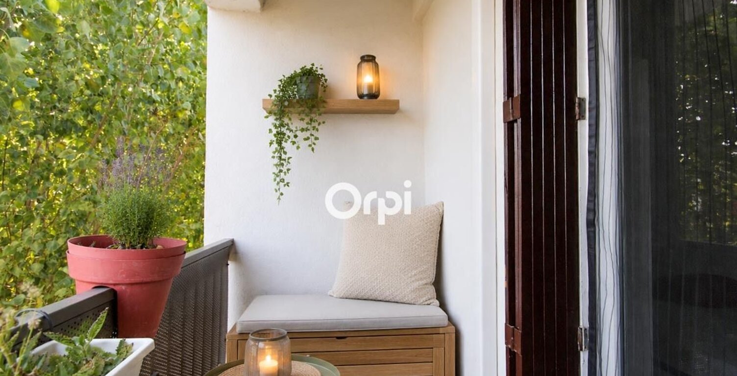 APPARTEMENT A VENDRE AU DERNIER ÉTAGE / BON ÉTAT / SECTEUR MAS DREVON — photo 1