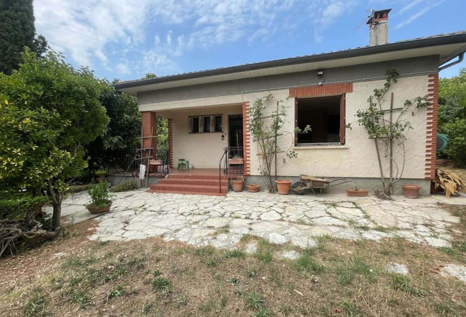 BAZIEGE Maison, 2 studios et plus de 3 000 m² pour imaginer votre projet — photo 1