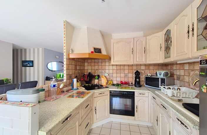 PLAIN PIED sur 711m2 de terrain — photo 2