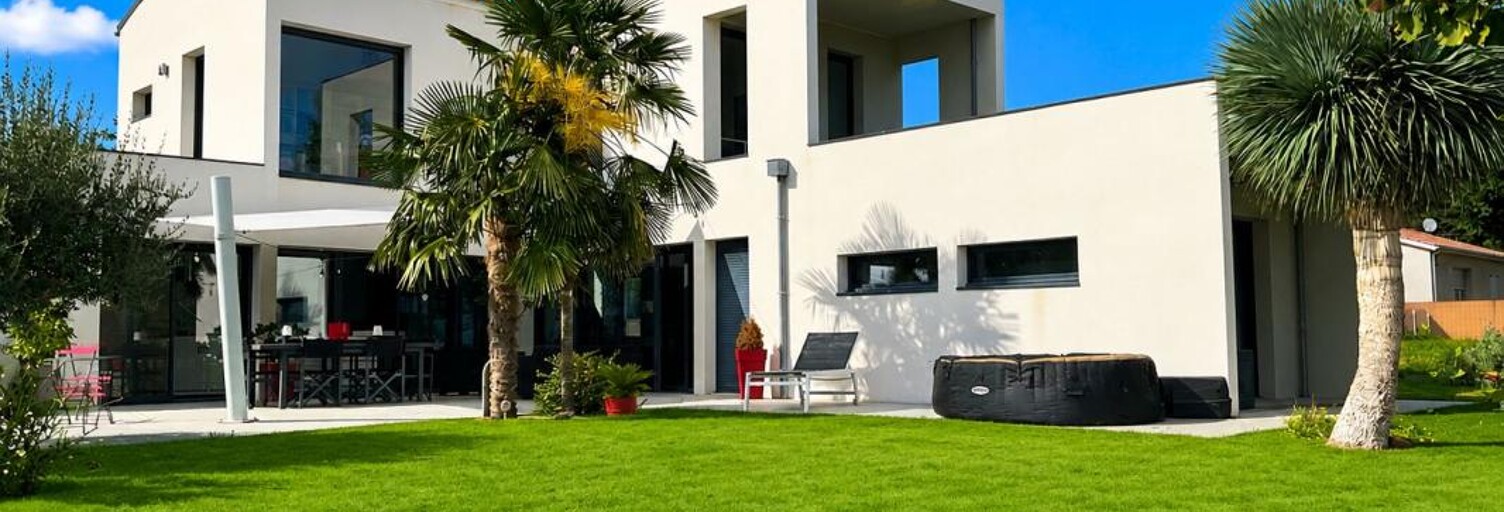Maison 5 Pièces 164 m² à vendre à Varzay (17460)