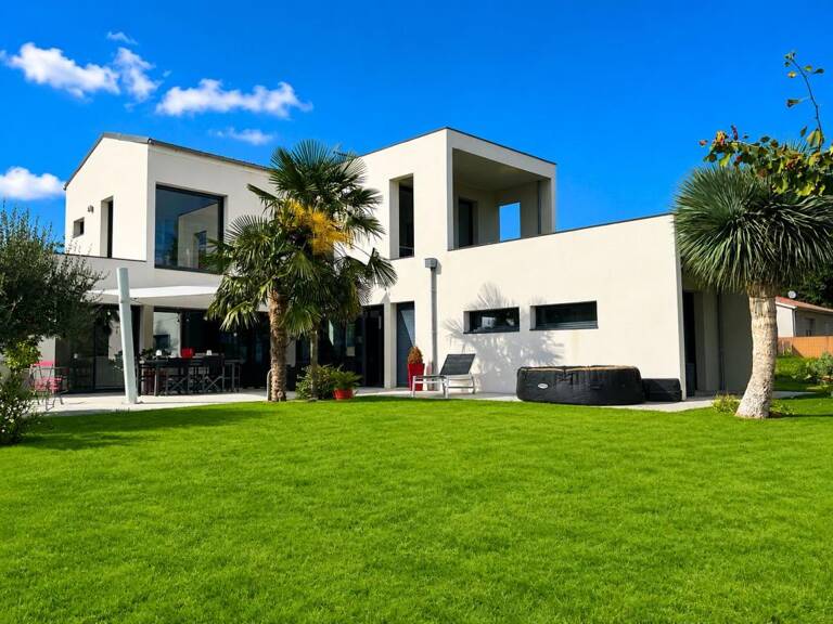 Maison À Vendre — photo 1