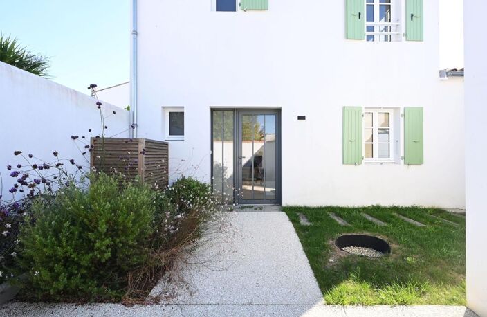 Maison NEUVE - 4 chambres - piscine et garage — photo 3