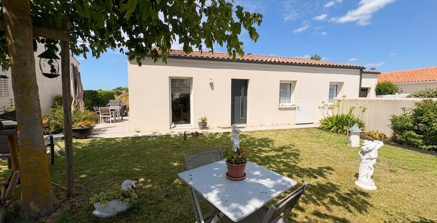 Charmante maison de plain-pied récente avec jardin paysagé à Saujon — photo 1