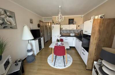 Appartement rénové, terrasse - Parking privé — photo du bien