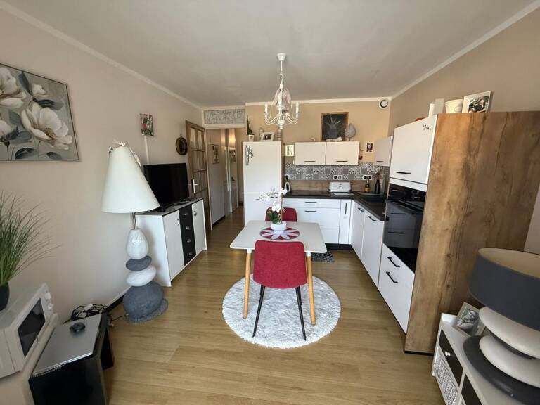 Appartement rénové, terrasse - Parking privé — photo 1