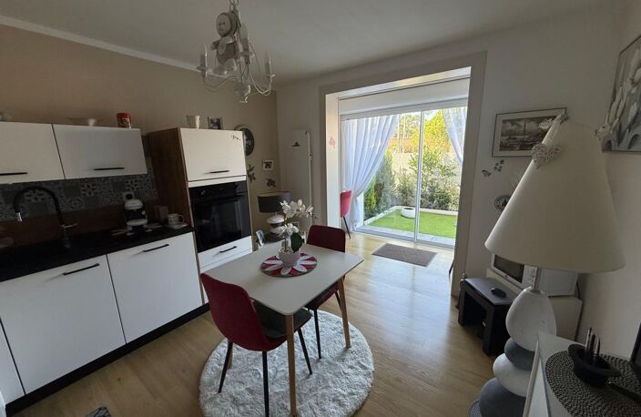 Appartement rénové, terrasse - Parking privé — photo 3