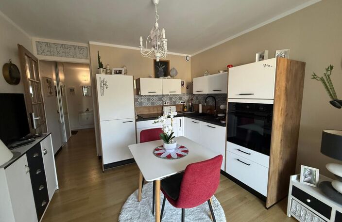 Appartement rénové, terrasse - Parking privé — photo 4