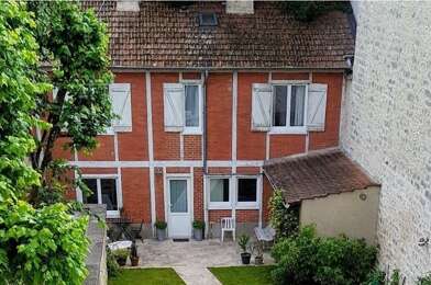 Maison 3 pièces 1300 €