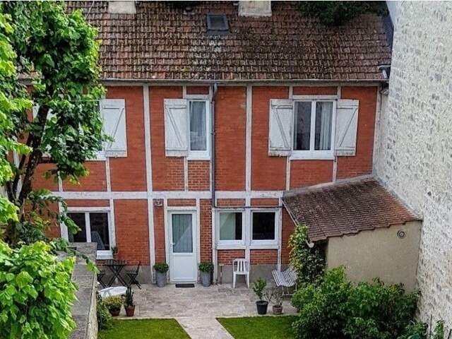 Maison de 50m2 à louer sur Fontainebleau — photo du bien