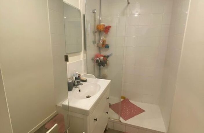 Chambre de 10m2 à louer sur Villeurbanne — photo 4