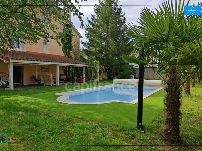Maison de caractere 140m2, piscine , dependance attenante de 65 m², terrain 1000m2 — photo 1