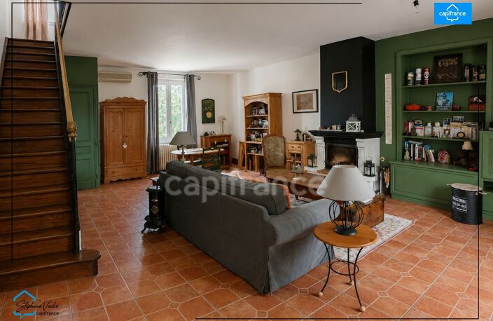 Maison de caractere 140m2, piscine , dependance attenante de 65 m², terrain 1000m2 — photo 5