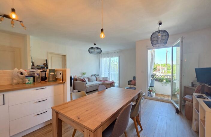 Appartement T2 46m² entièrement rénové, avec parking privatif, à 5min à pied du centre-ville — photo 2