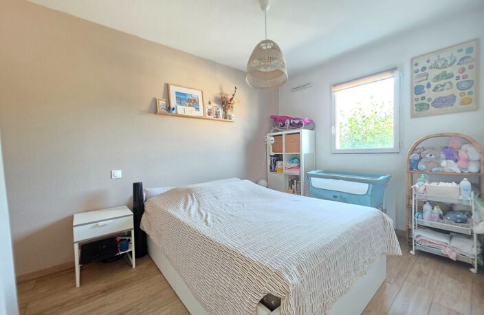 Appartement T2 46m² entièrement rénové, avec parking privatif, à 5min à pied du centre-ville — photo 5