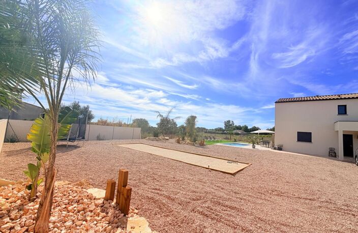   MARSEILLAN – VILLA CONTEMPORAINE NEUVE de 2026 - 4 CHAMBRES, PISCINE & TERRAIN DE PETANQUE - PARCELLE 996 M² — photo 4