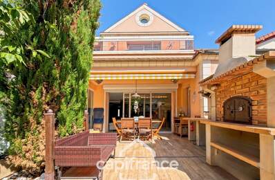 LE PERREUX SUR MARNE (94) – MAISON FAMILIALE 262,50m² – 4 SUITES – JARDIN et PISCINE HORS SOL – GARAGE DOUBLE — photo du bien