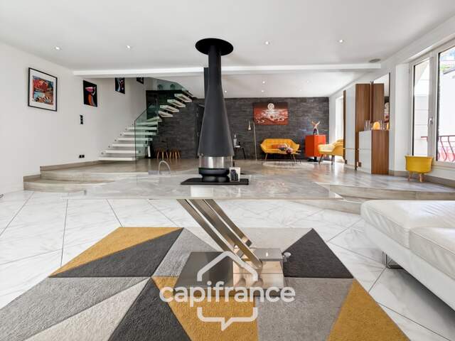 LE PERREUX SUR MARNE (94) – MAISON FAMILIALE 262,50m² – 4 SUITES – JARDIN et PISCINE HORS SOL – GARAGE DOUBLE — photo du bien