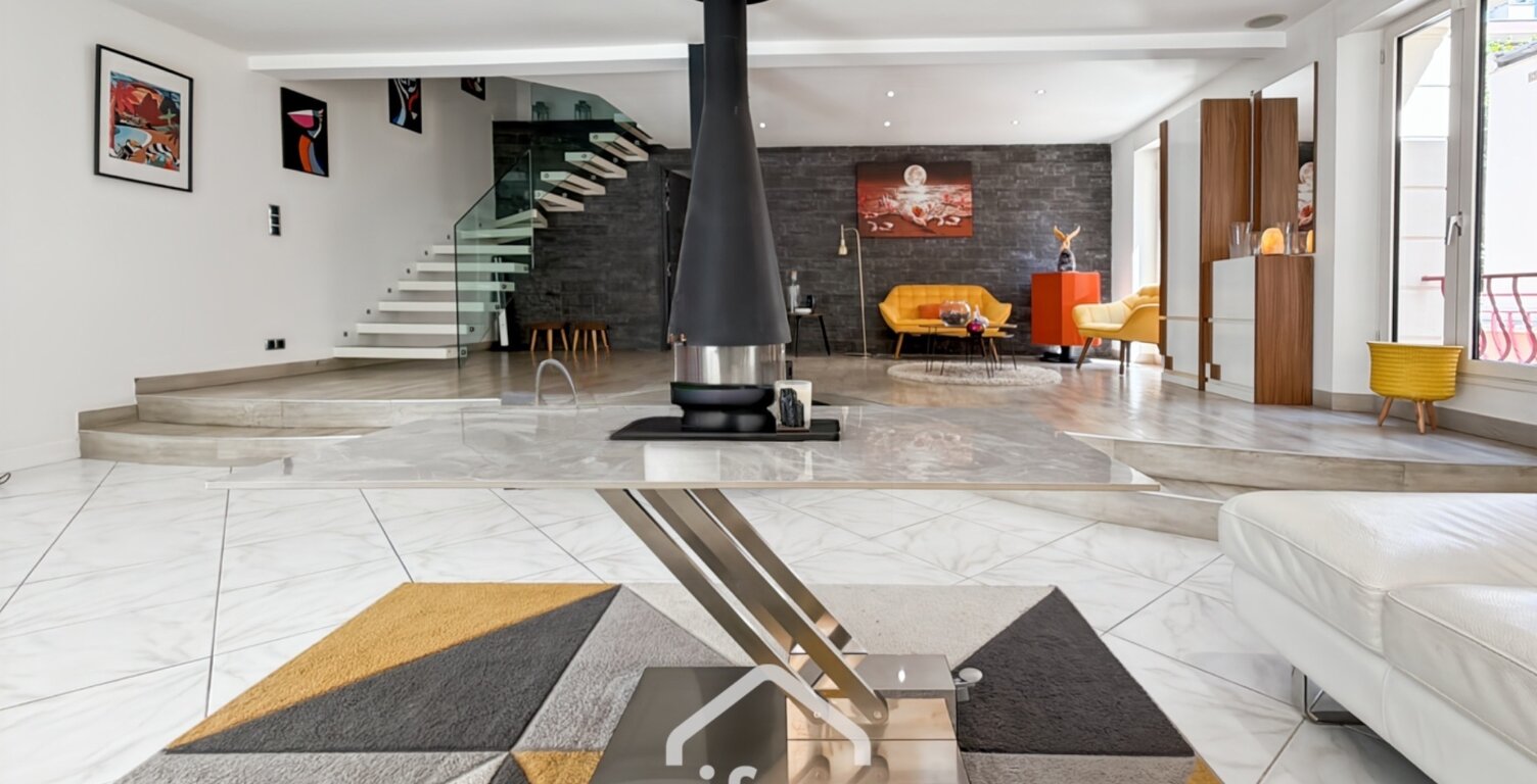 LE PERREUX SUR MARNE (94) – MAISON FAMILIALE 262,50m² – 4 SUITES – JARDIN et PISCINE HORS SOL – GARAGE DOUBLE — photo 1