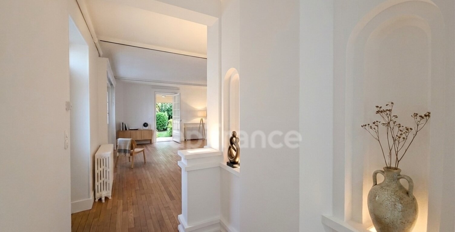 Appartement avec terrasse et parking sécurisé — photo 1