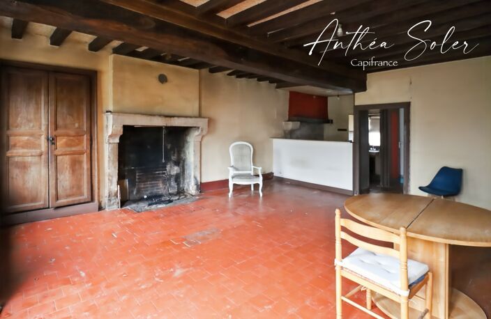 Maison à rénover avec grange et terrain — photo 3