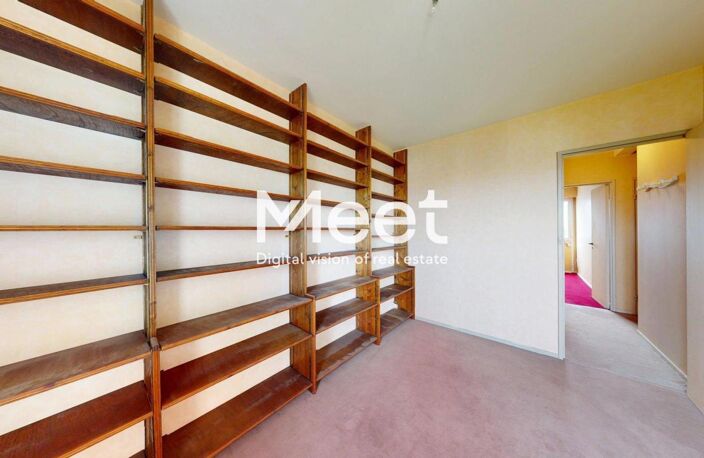APPARTEMENT  4 Pièces - 2  Chambres  - AUXERRE - Balcon — photo 4
