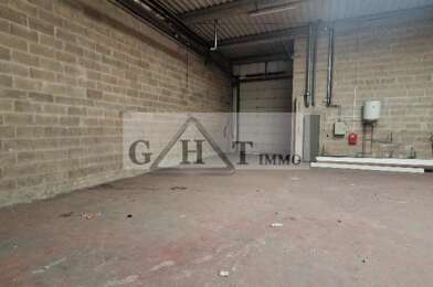 Local industriel  4875 €