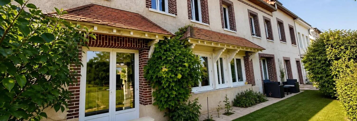 Maison 8 Pièces 221 m² à vendre à Poses (27740)