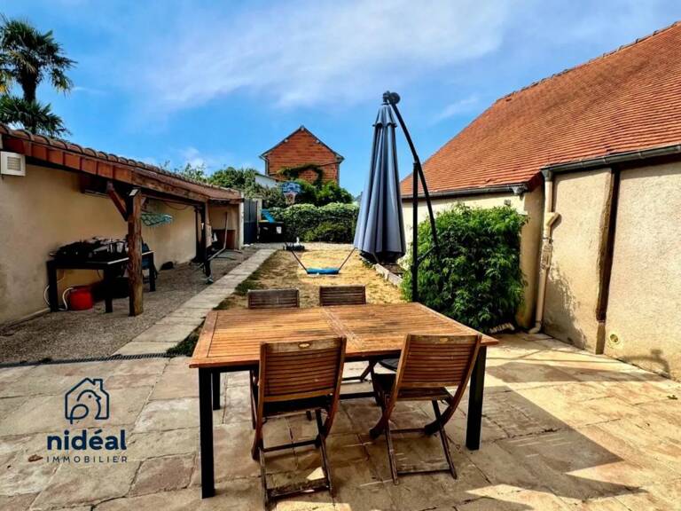 Maison de 8 pièces de 221 m² à Poses — photo 1