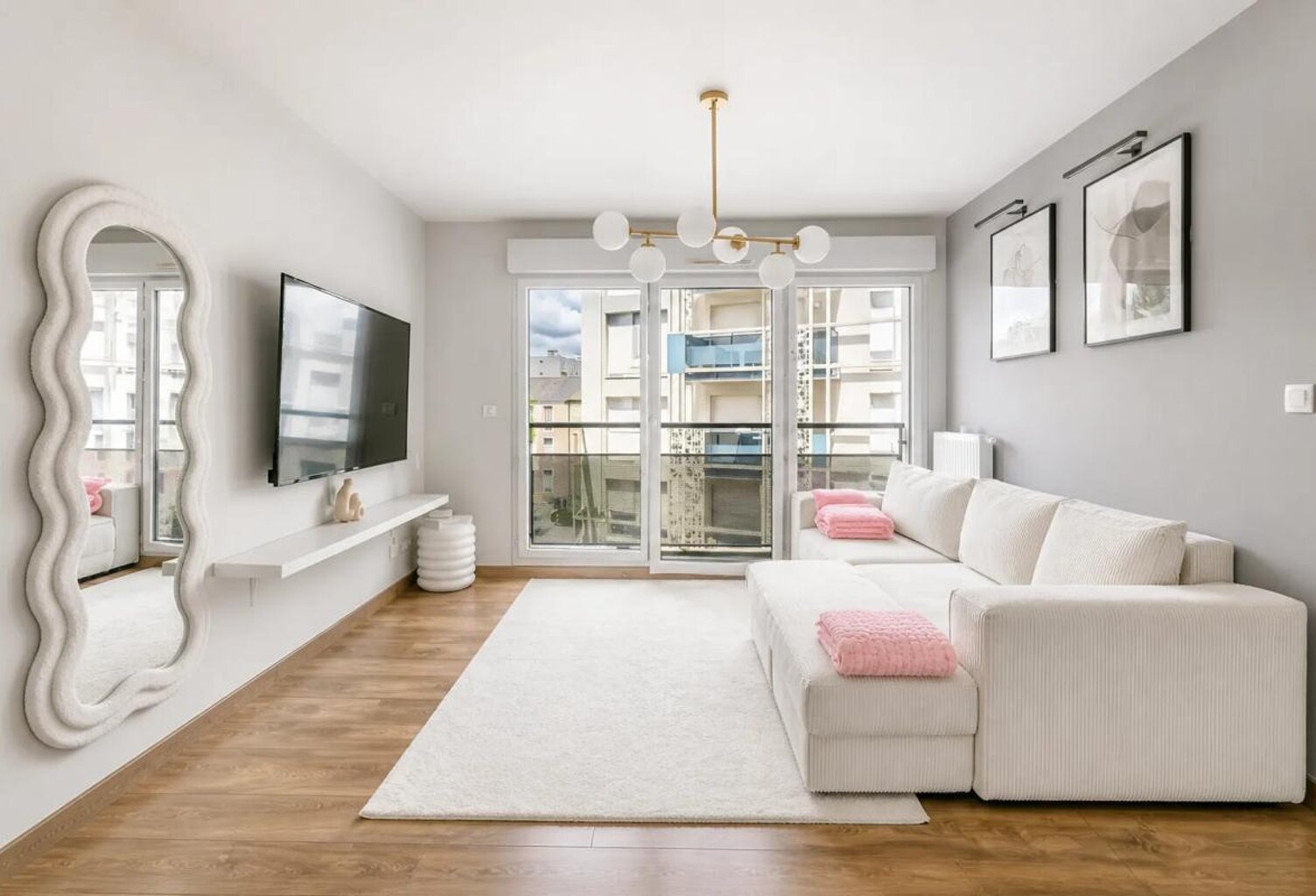Appartement de 2 pièces de 41 m² à Tours - VENDU LOUÉ — photo 1