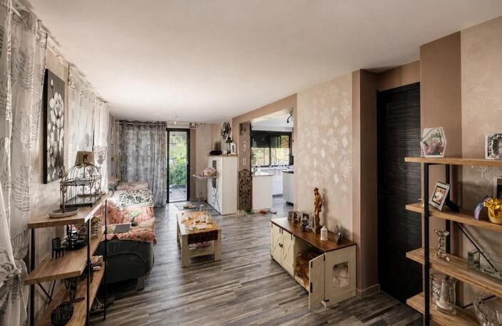Maison de 6 pièces de 120 m² à Champagnole — photo 2