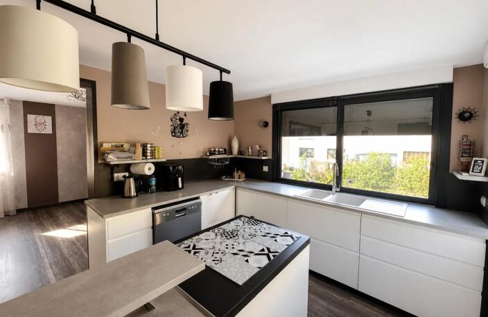 Maison de 6 pièces de 120 m² à Champagnole — photo 4