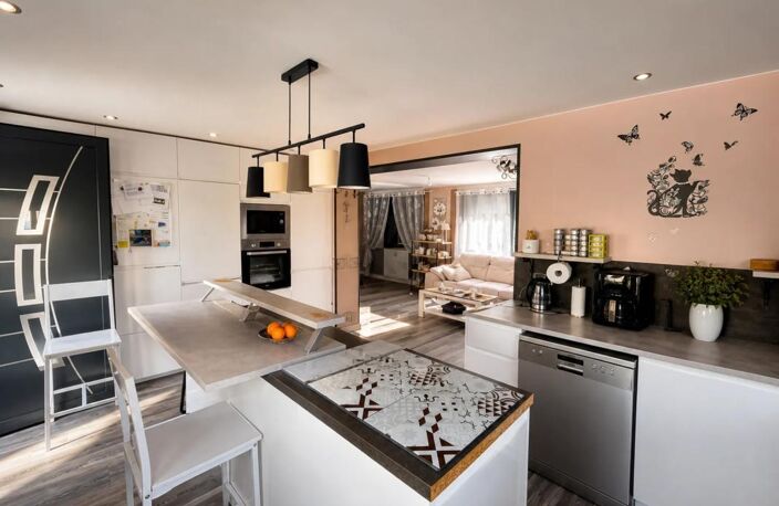 Maison de 6 pièces de 120 m² à Champagnole — photo 5