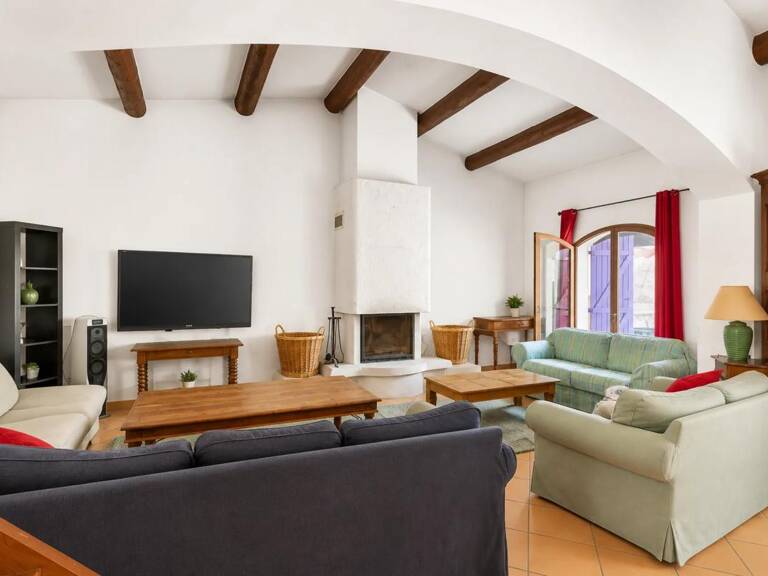 Les Pennes Mirabeau, Villa familiale + 3 logements dépendants — photo 1