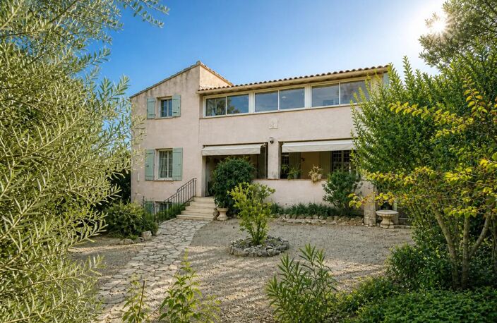 Maison de 9 pièces de 240 m² dans environnement privilégié — photo 2