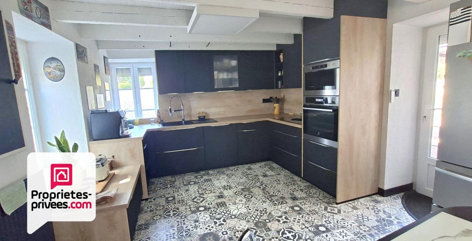 VASTE  ET BELLE MAISON PARFAIT ETAT DE 245 M2 5 CHAMBRES  3 GARAGES — photo 1
