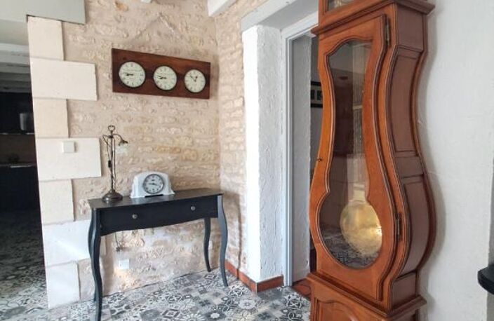 VASTE  ET BELLE MAISON PARFAIT ETAT DE 245 M2 5 CHAMBRES  3 GARAGES — photo 2