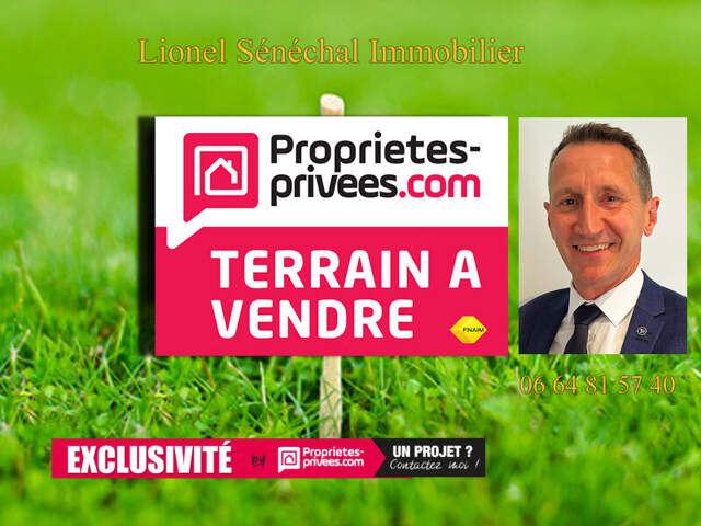 Terrain à bâtir entièrement plat de plus de 800 m2 avec une façade de 24 m — photo du bien