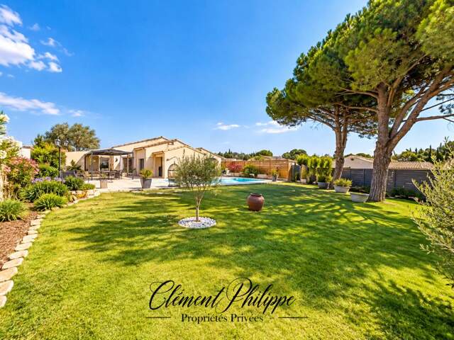 Villa familiale 155 m² avec piscine, 5 chambres et terrain 1 000 m² aux portes de Carcassonne — photo du bien