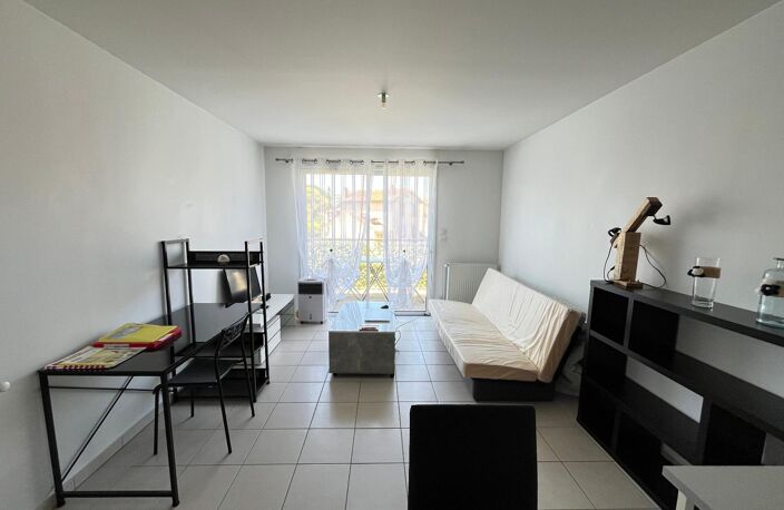 Location appartement 2 pièces 42 m² à Albi (81000) — photo 2